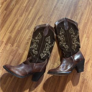 Authentic Women’s cowboy boots Made in Mexico